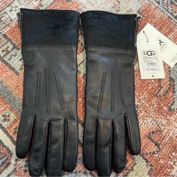 UGG Leather/Calf Hide/Shearling Smart Glove Sz M Black - Picture 1 of 6